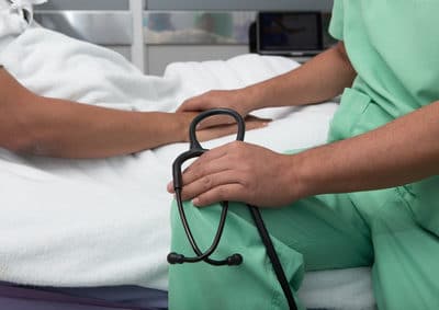 loi fin de vie : 16 organisations de santé rappellent que « donner la mort » n’est pas de la compétence médicale