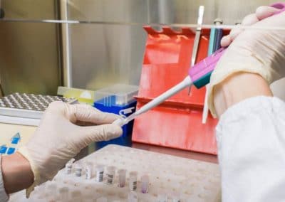 23andMe : La FDA approuve la vente de tests génétiques sans conseil médical