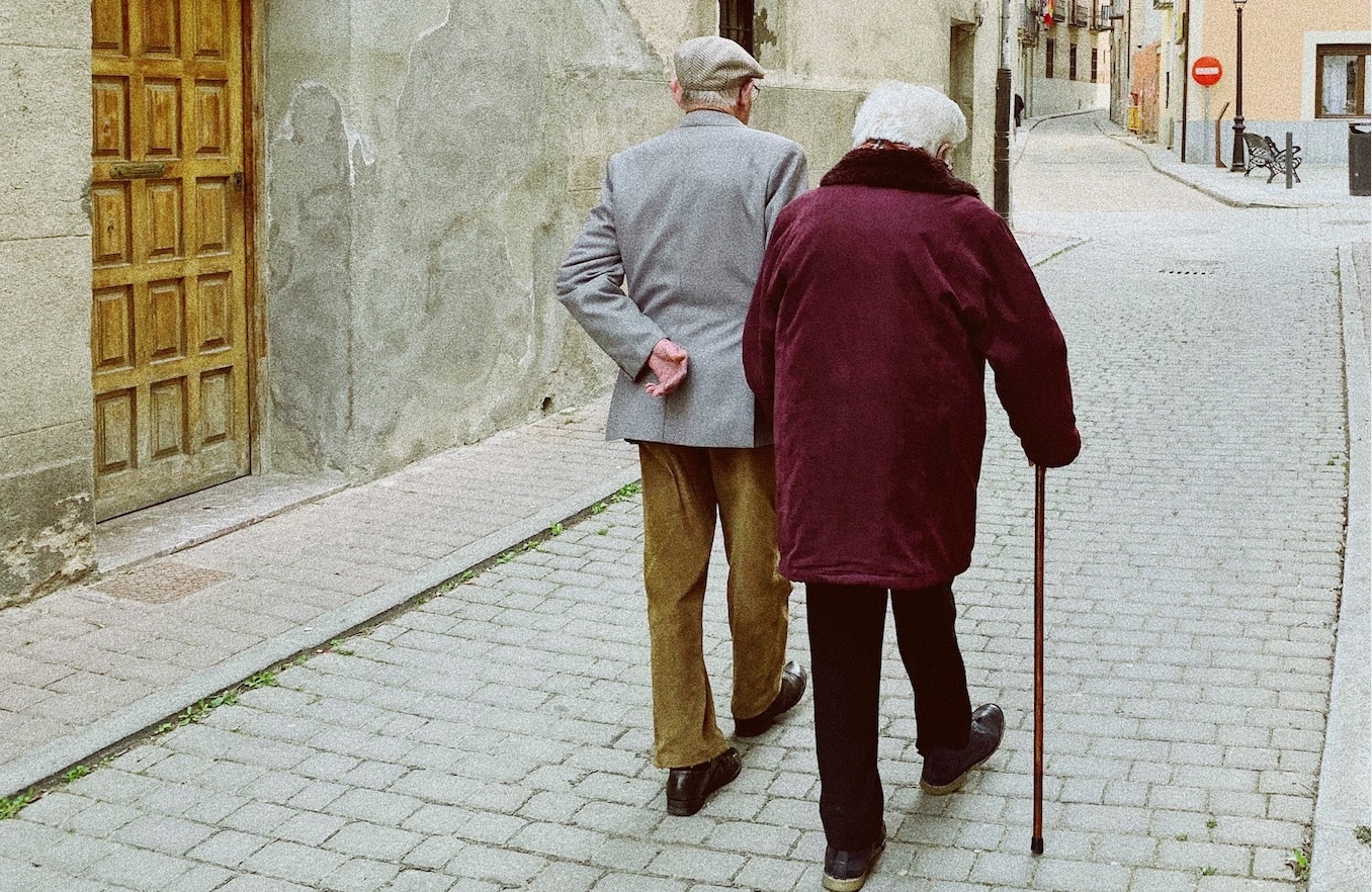 vieillissement dépendance fin de vie personnes âgées grand âge solitude solidarité