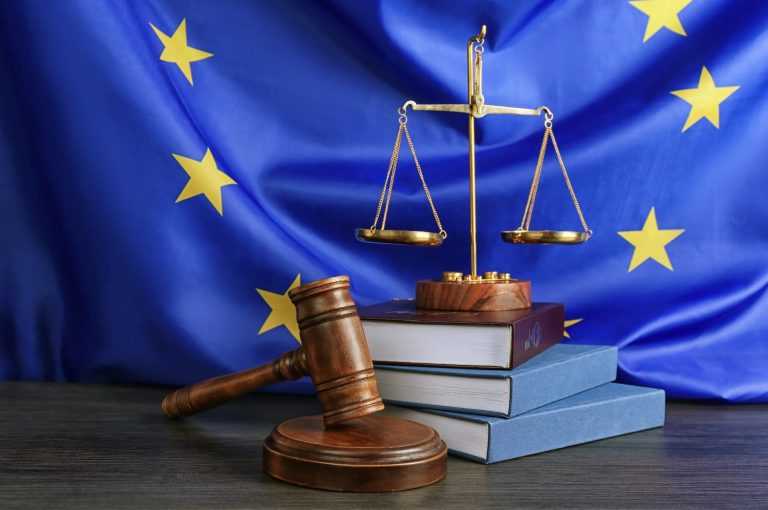 GPA / CEDH : Refus de l'obligation de transcription d'un acte de naissance étranger