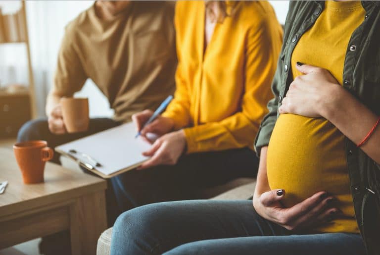 Militants Pushing for Surrogate Mothers in France while other countries back track