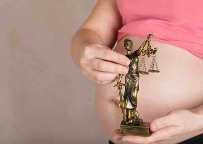 Un guide pour prévenir les discriminations en raison de la grossesse