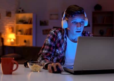 bloquer l’accès des mineurs à la pornographie sur internet