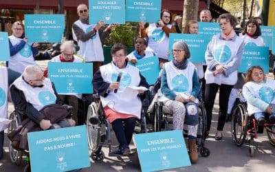 33 000 signatures remises à l&rsquo;elysée par le collectif soulager mais pas tuer