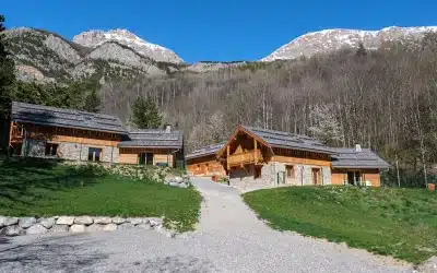 Journée nationale des aidants :  focus sur des chalets de répits dans les Ecrins