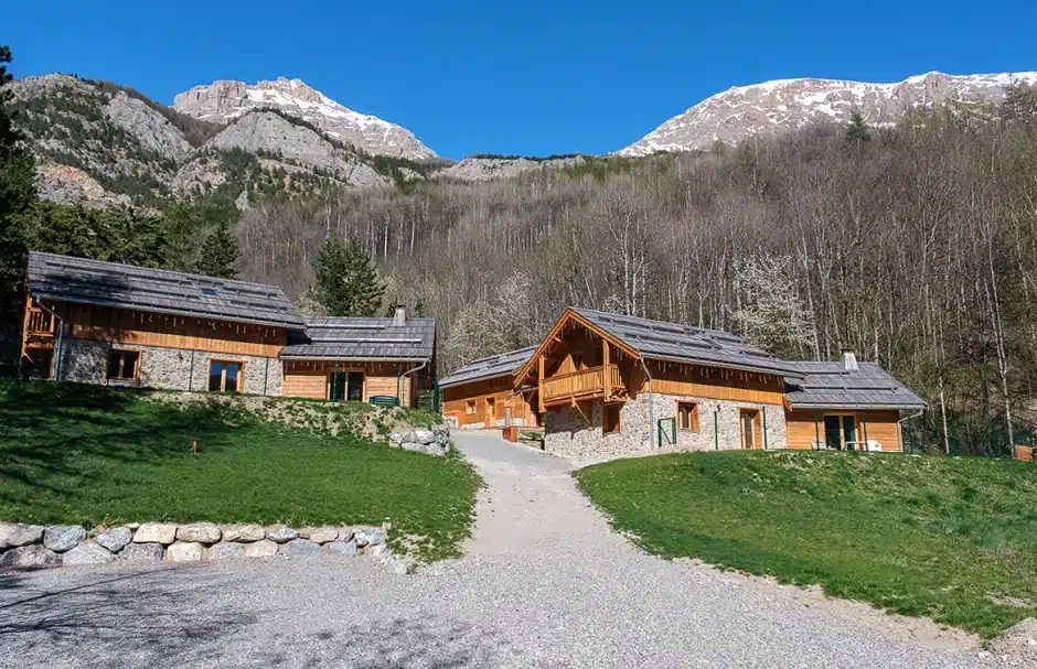 journée nationale des aidants focus sur des chalets de répits dans les ecrins