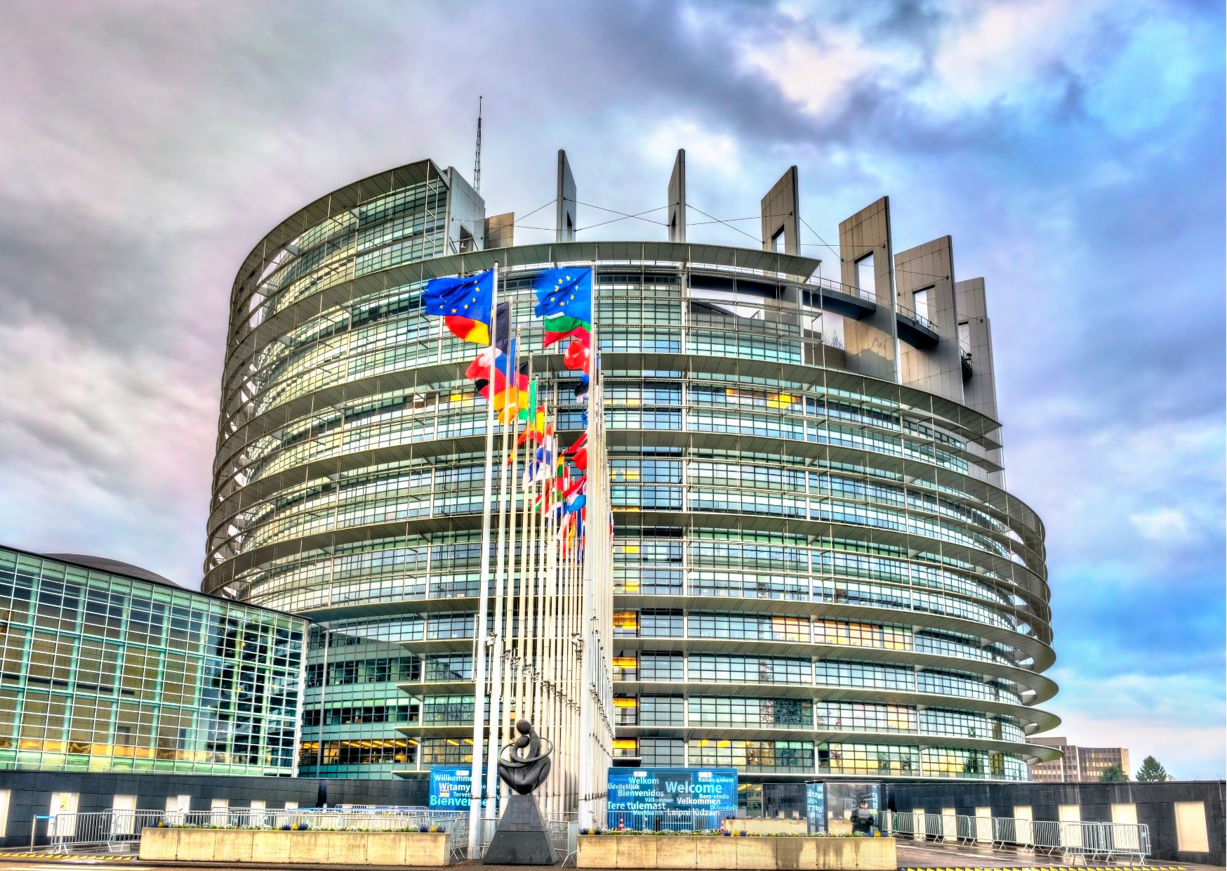 avortement : ingérence du parlement européen dans les compétences nationales ?