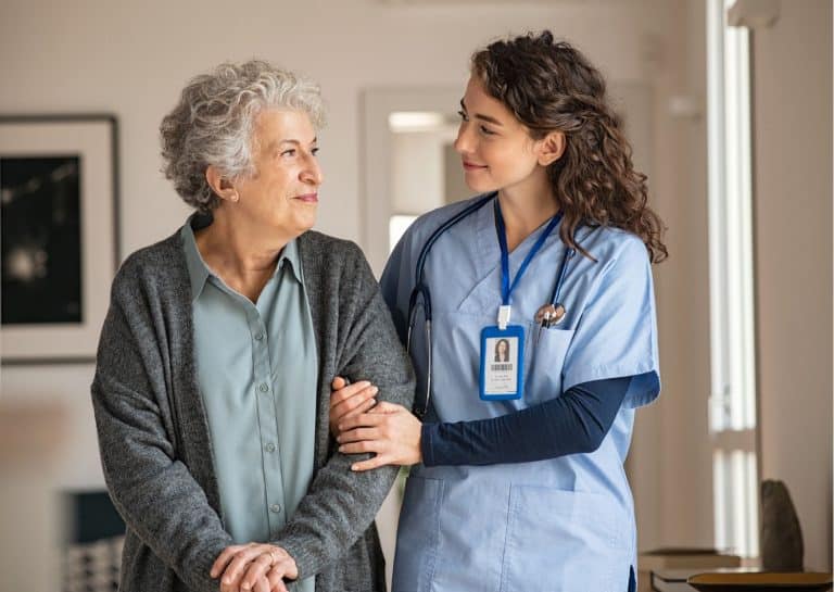 Fin de vie la consultation nationale de la SFAP confirme l’attachement massif des soignants aux soins palliatifs