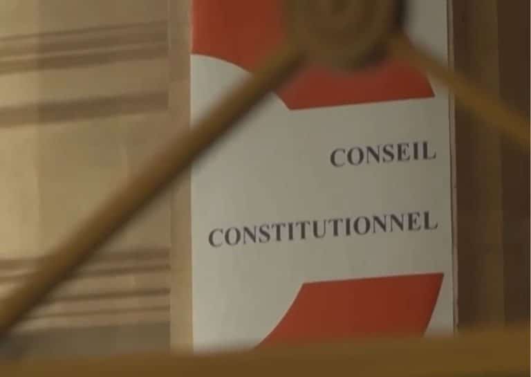 Fin de vie : rupture majeure dans le droit français, le Conseil constitutionnel entérine la levée de l'interdit de tuer.
